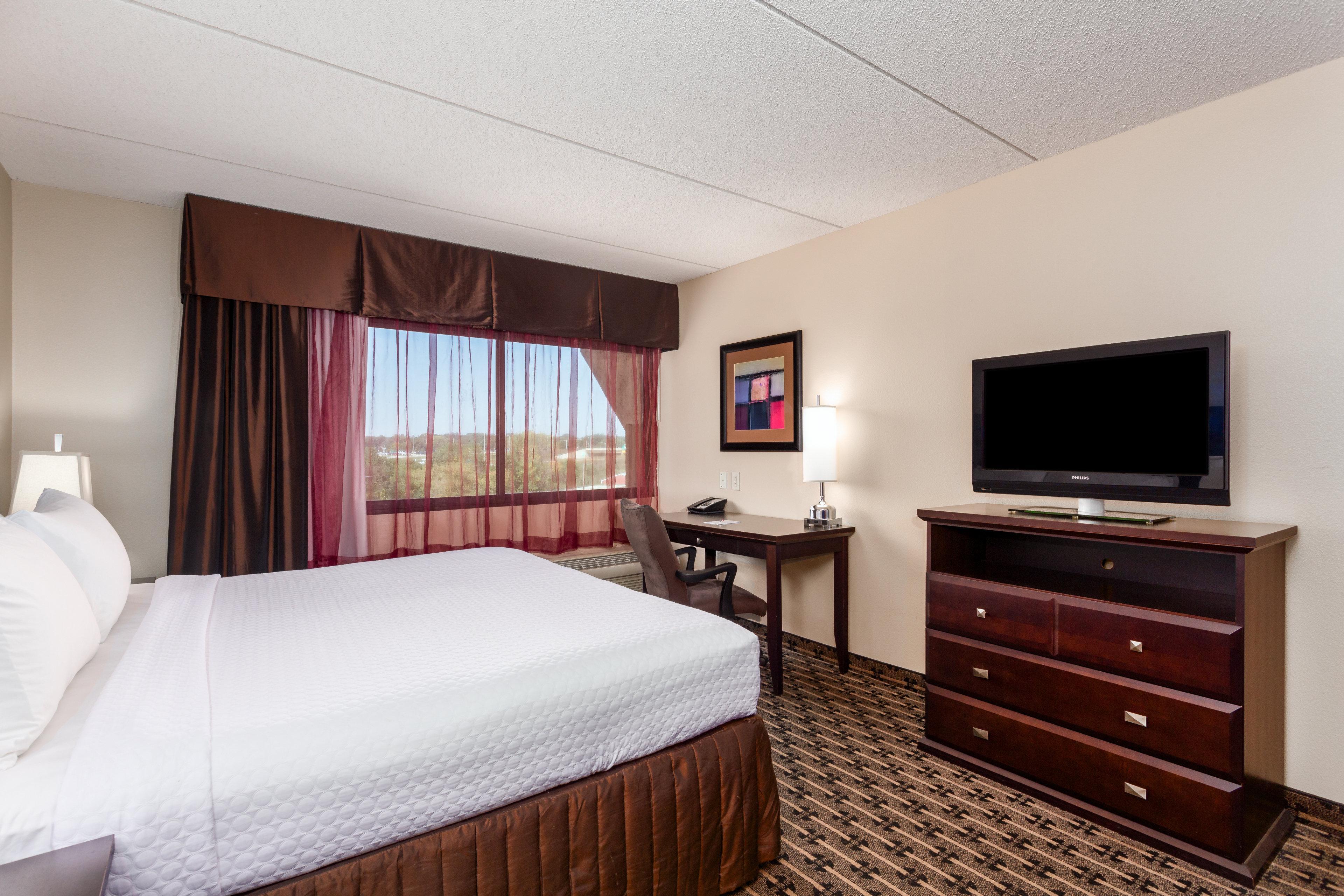 Crowne Plaza Milwaukee South By Ihg Hotell Exteriör bild