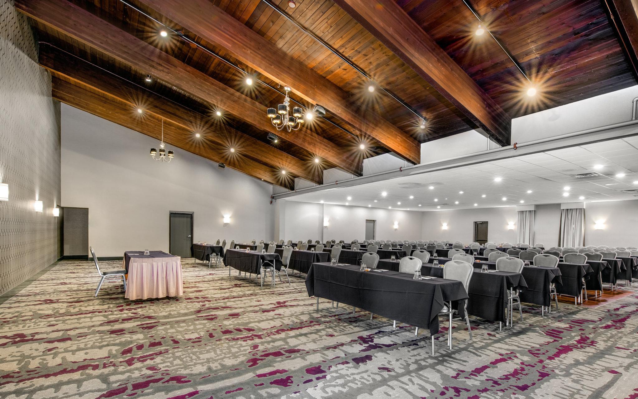 Crowne Plaza Milwaukee South By Ihg Hotell Exteriör bild