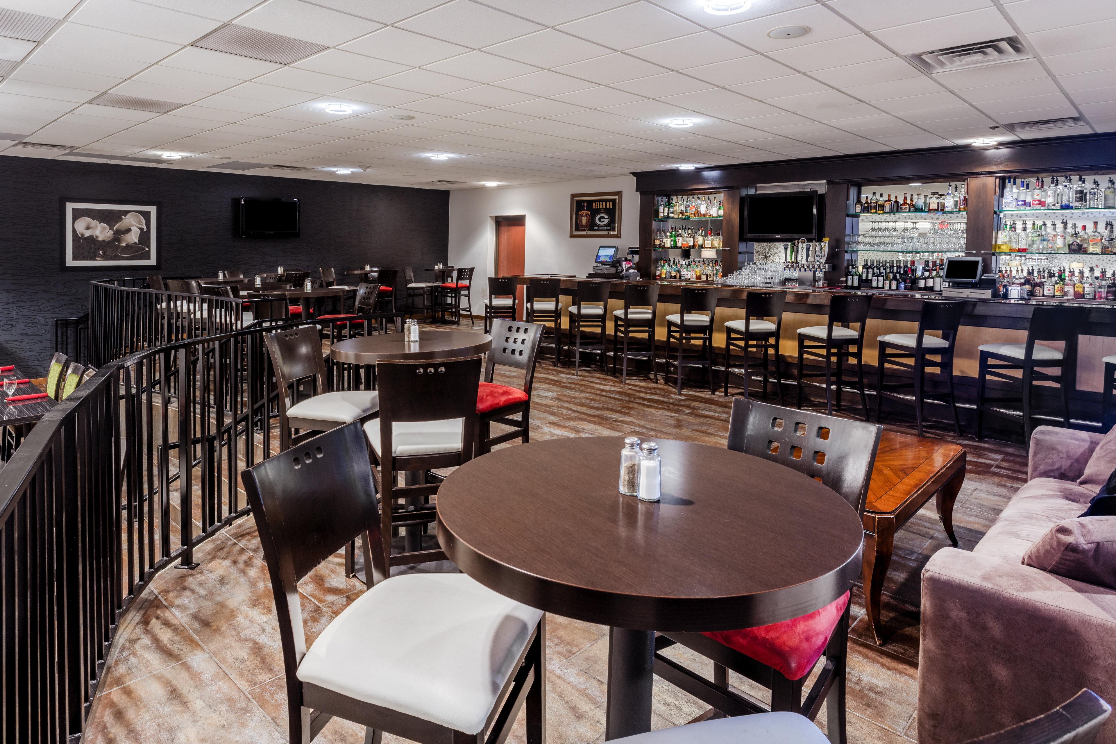 Crowne Plaza Milwaukee South By Ihg Hotell Exteriör bild