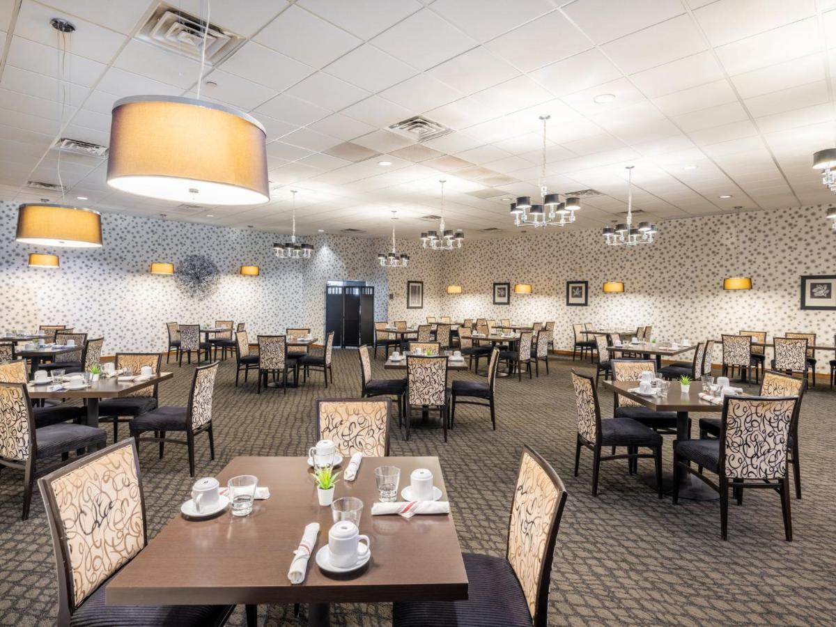 Crowne Plaza Milwaukee South By Ihg Hotell Exteriör bild