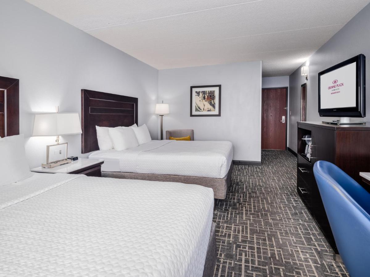 Crowne Plaza Milwaukee South By Ihg Hotell Exteriör bild