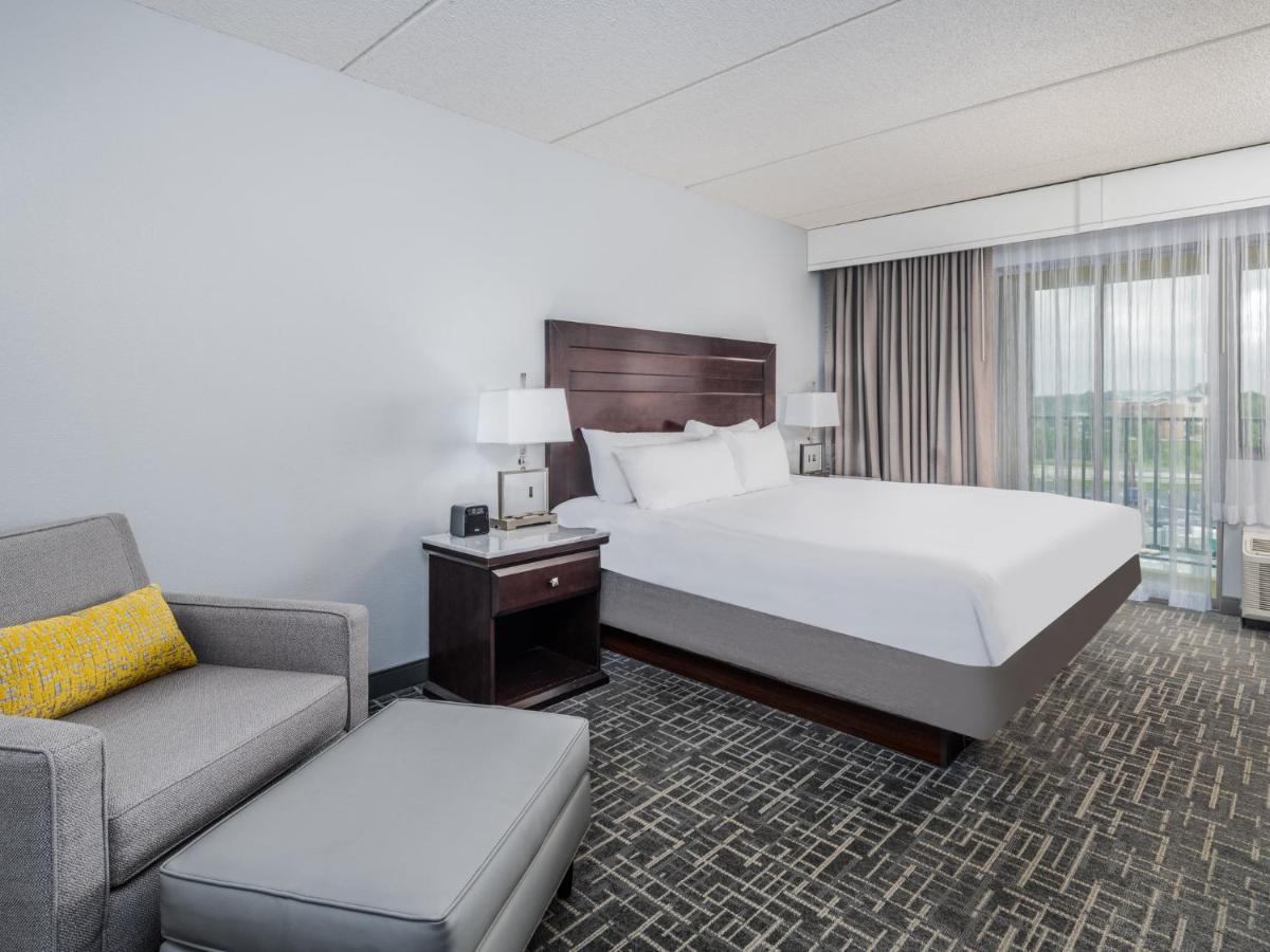 Crowne Plaza Milwaukee South By Ihg Hotell Exteriör bild