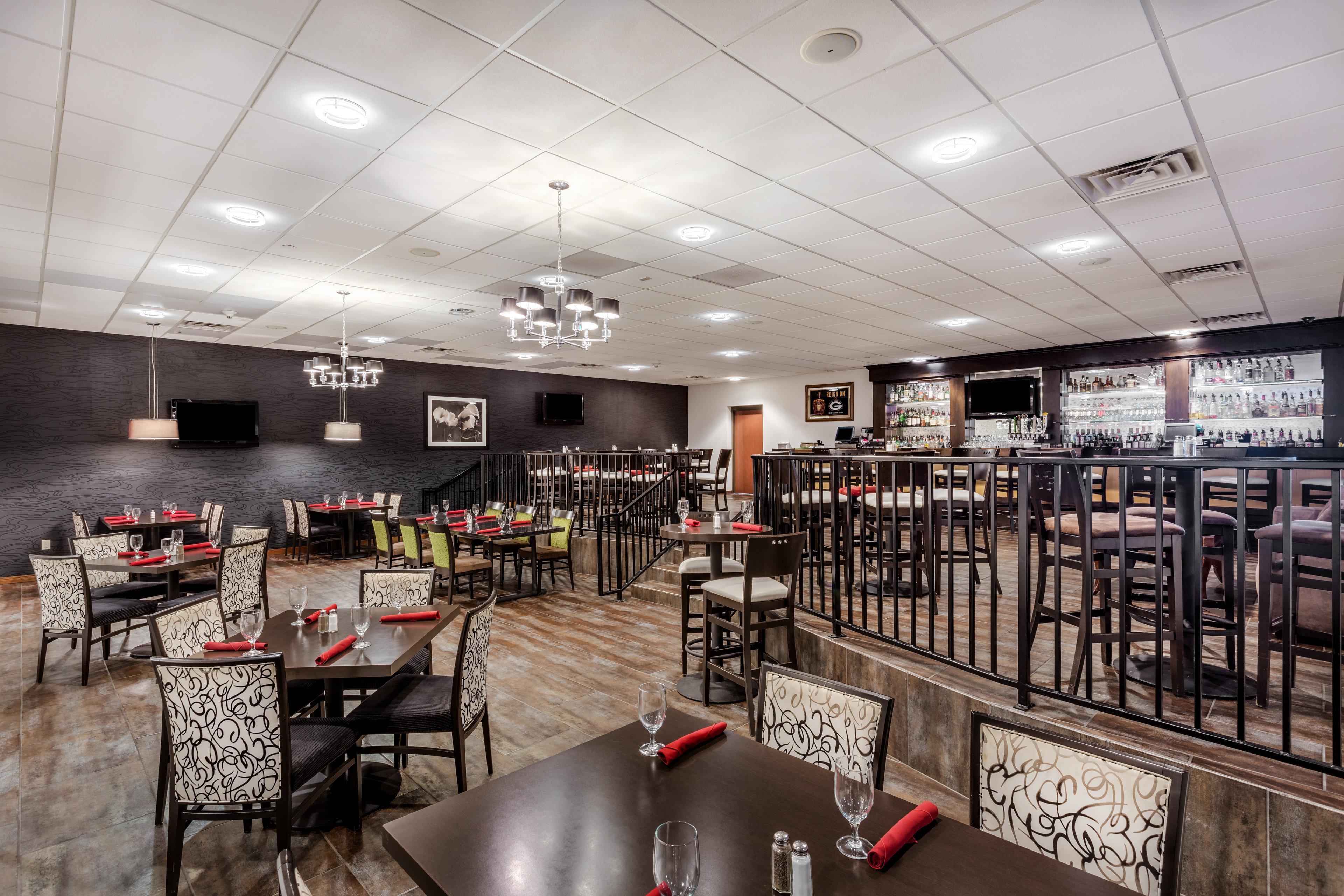 Crowne Plaza Milwaukee South By Ihg Hotell Exteriör bild
