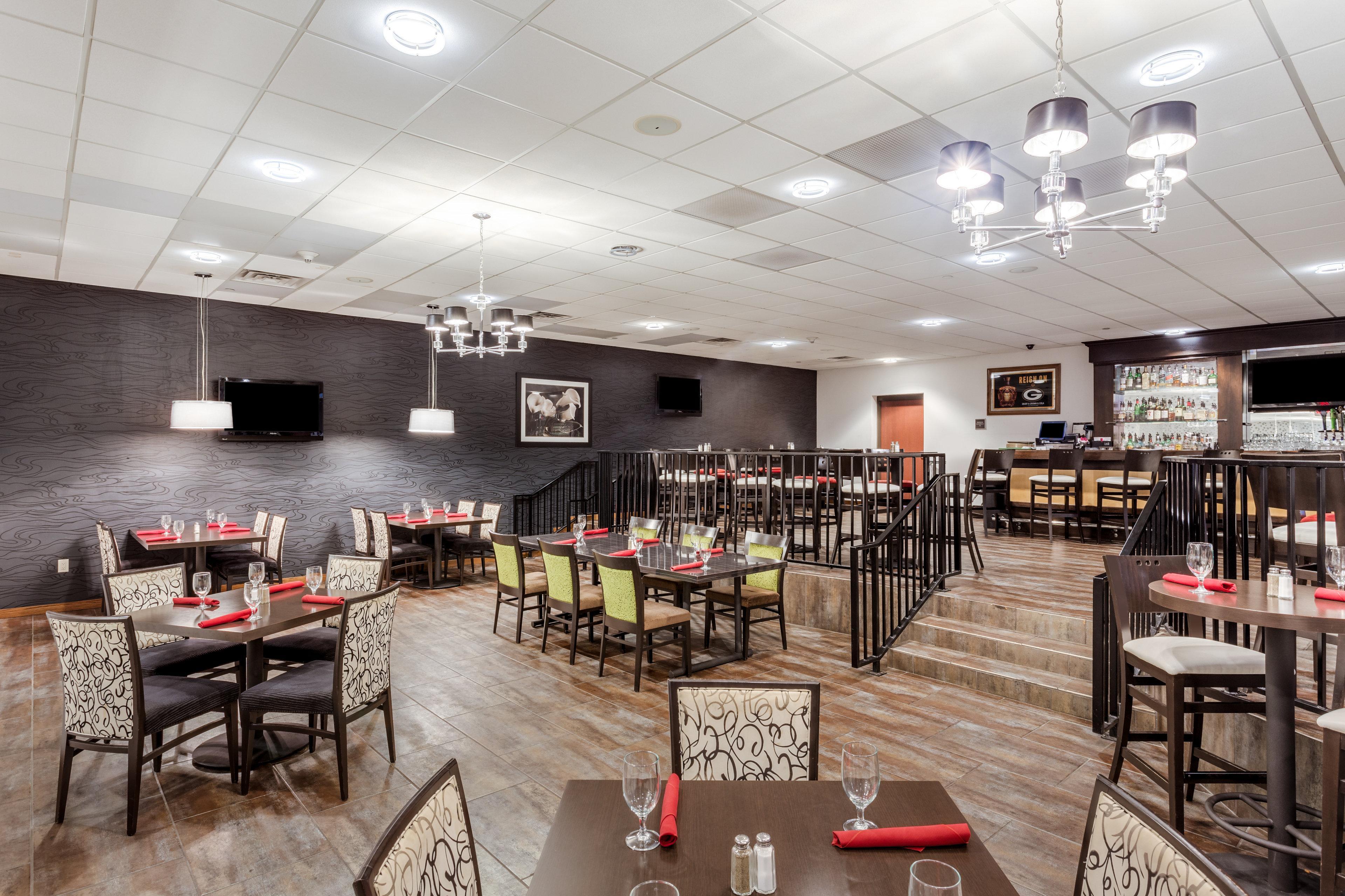 Crowne Plaza Milwaukee South By Ihg Hotell Exteriör bild