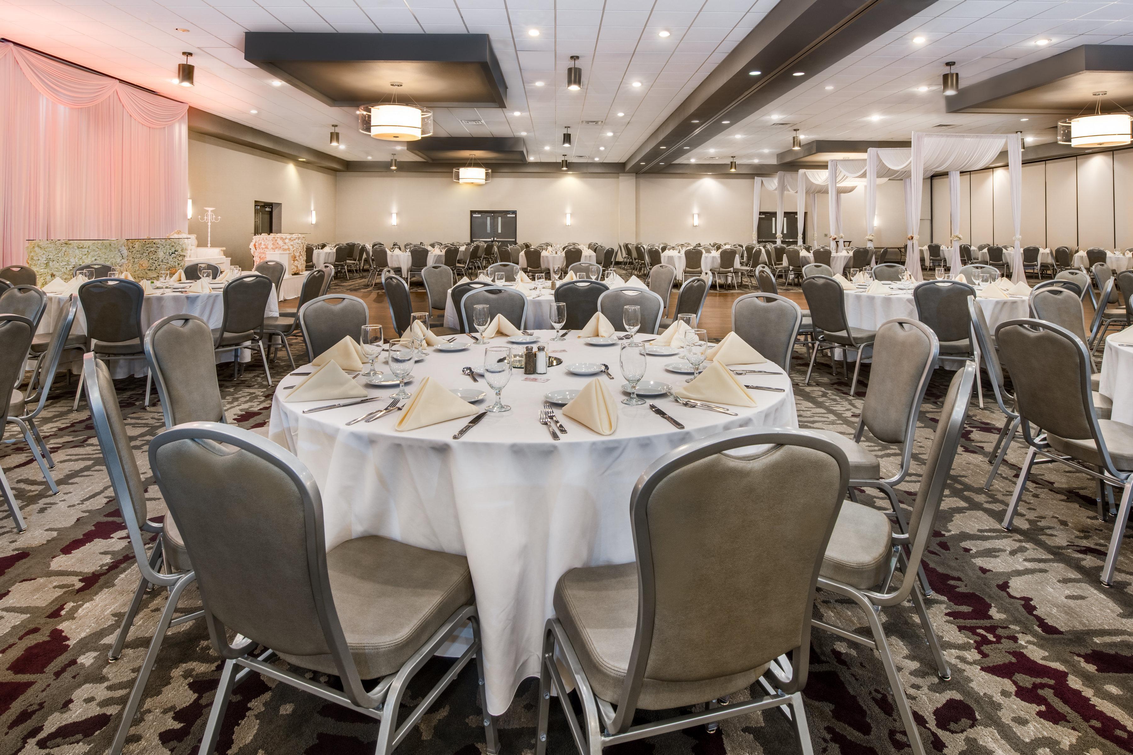 Crowne Plaza Milwaukee South By Ihg Hotell Exteriör bild