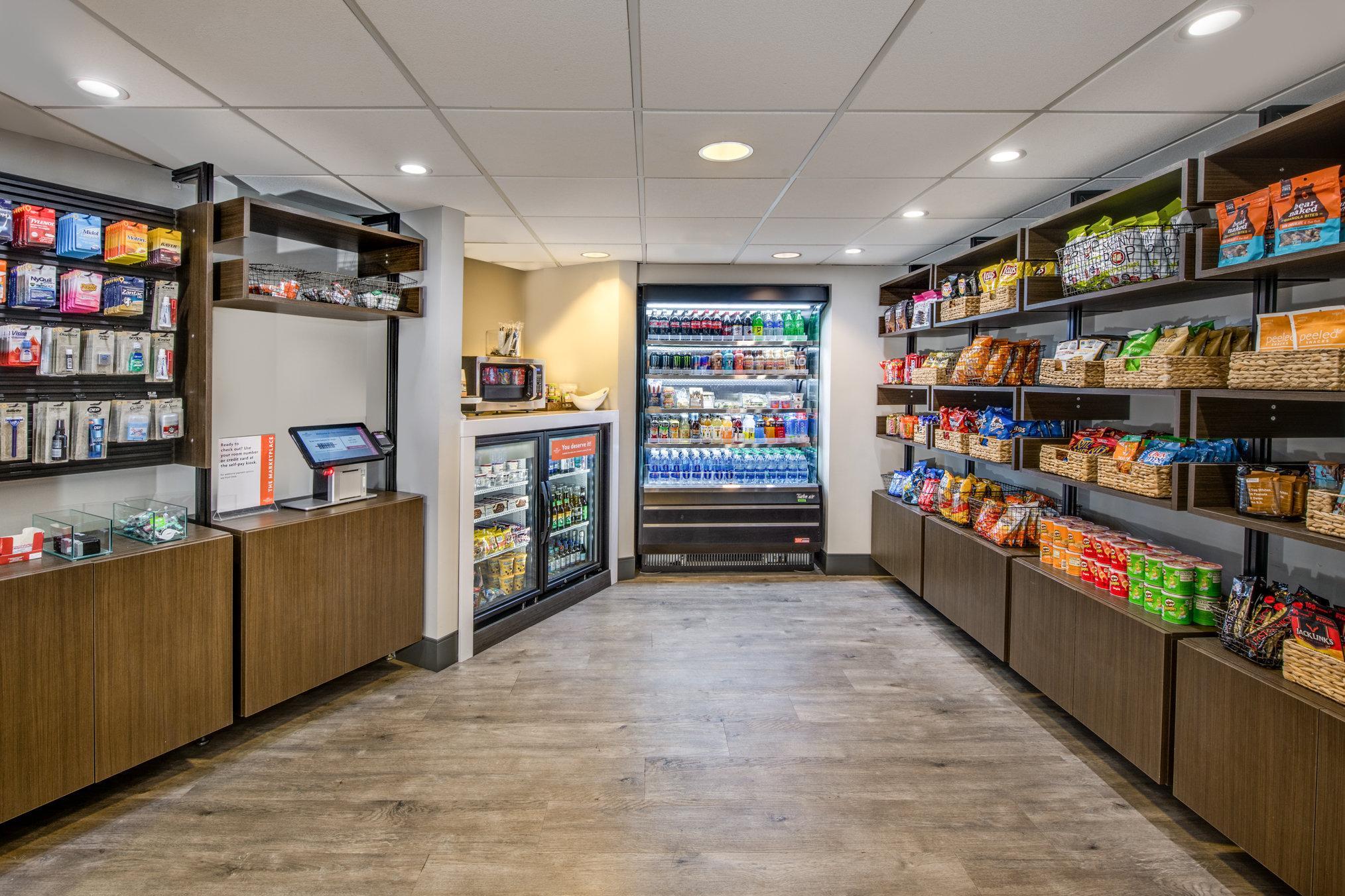 Crowne Plaza Milwaukee South By Ihg Hotell Exteriör bild