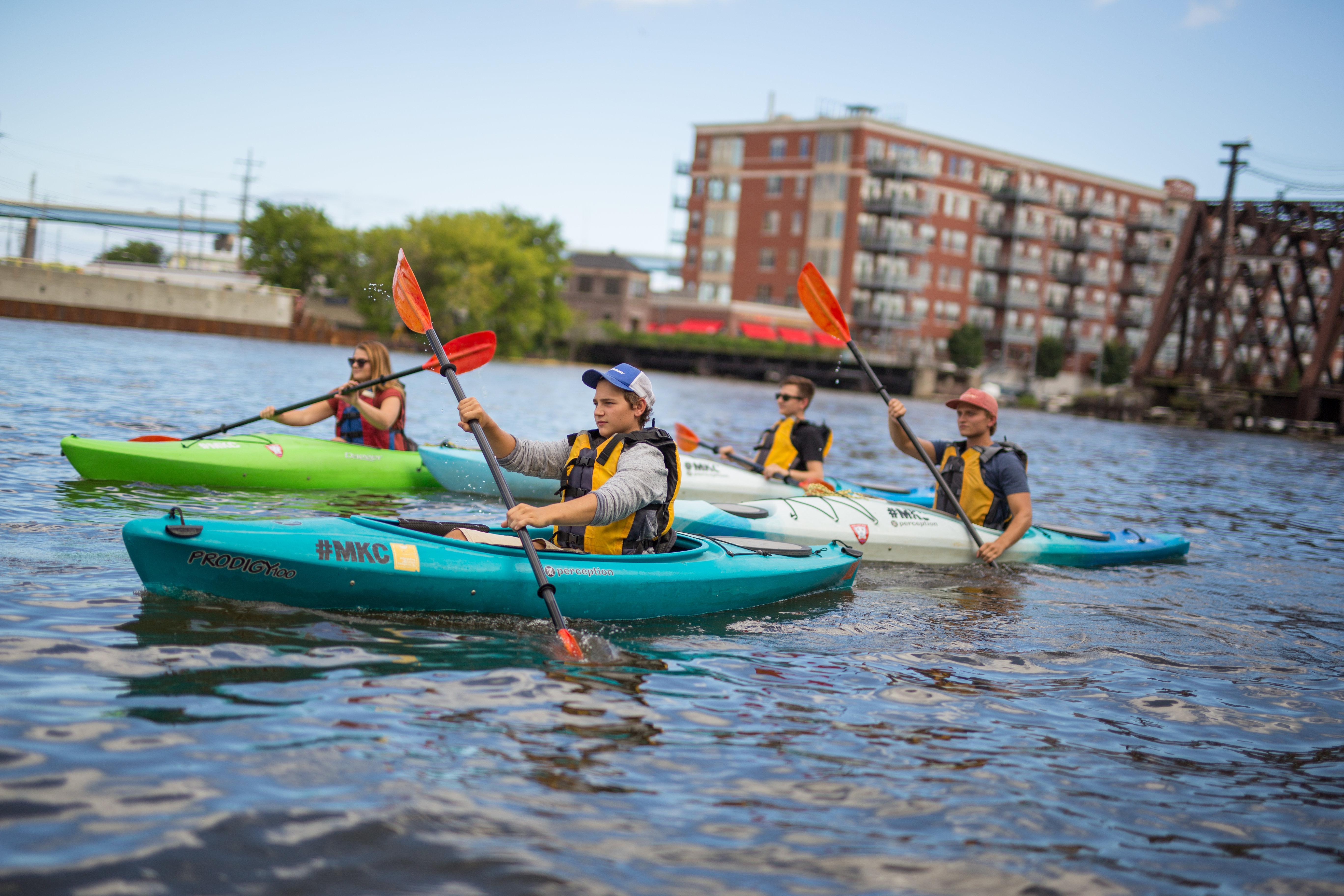 Crowne Plaza Milwaukee South By Ihg Hotell Exteriör bild