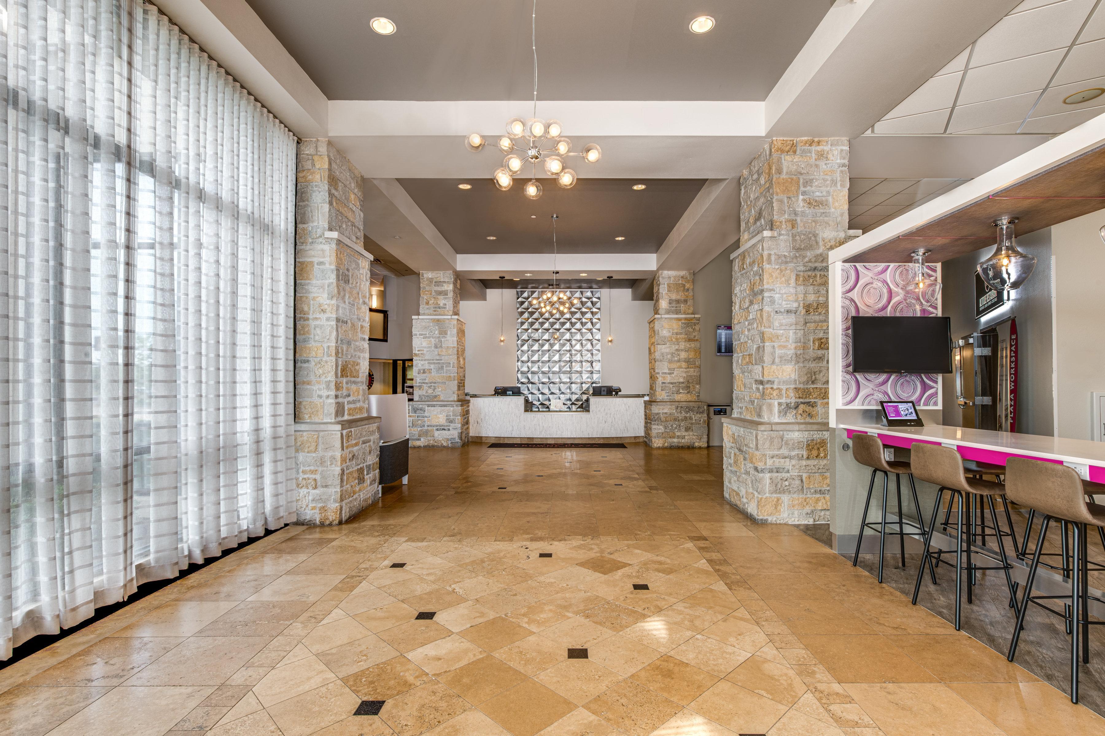 Crowne Plaza Milwaukee South By Ihg Hotell Exteriör bild